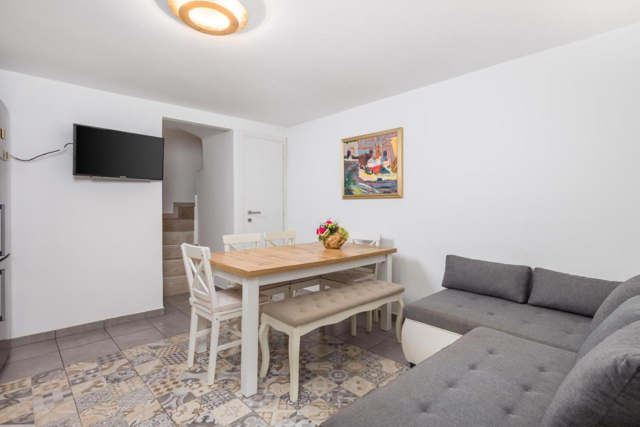 Mediterranean House Markoc New Renovated! Белі Екстер'єр фото