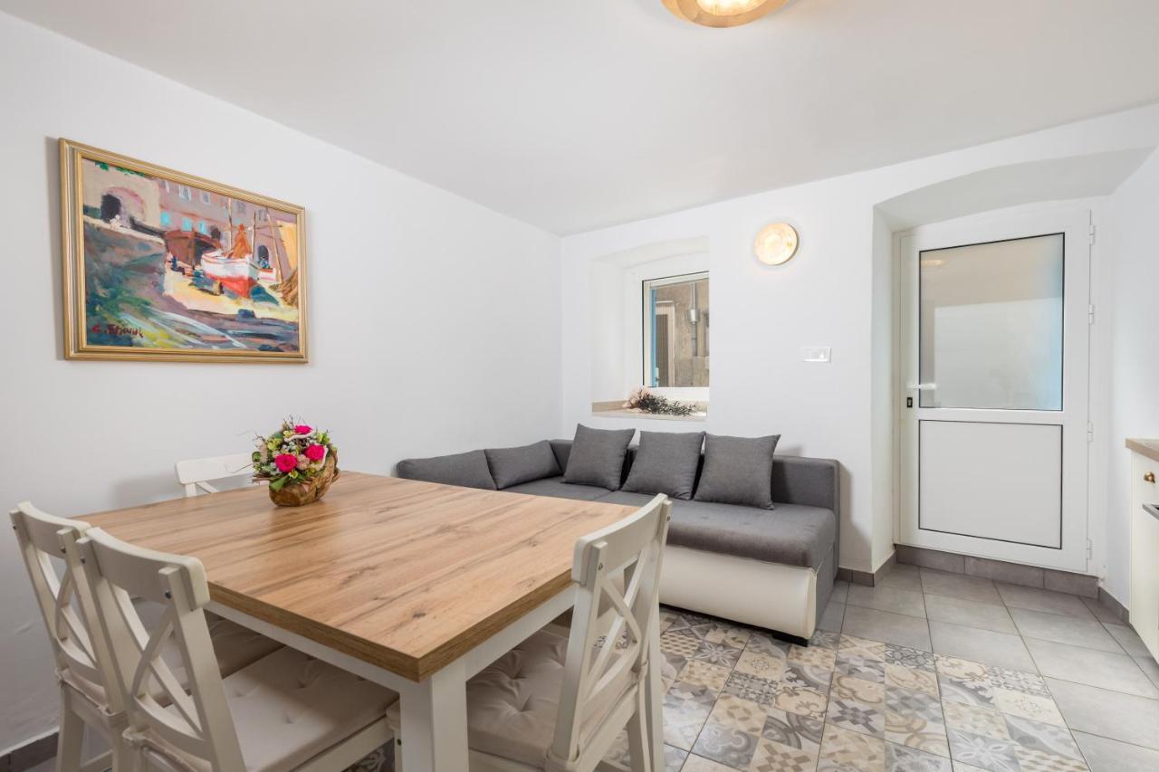 Mediterranean House Markoc New Renovated! Белі Екстер'єр фото